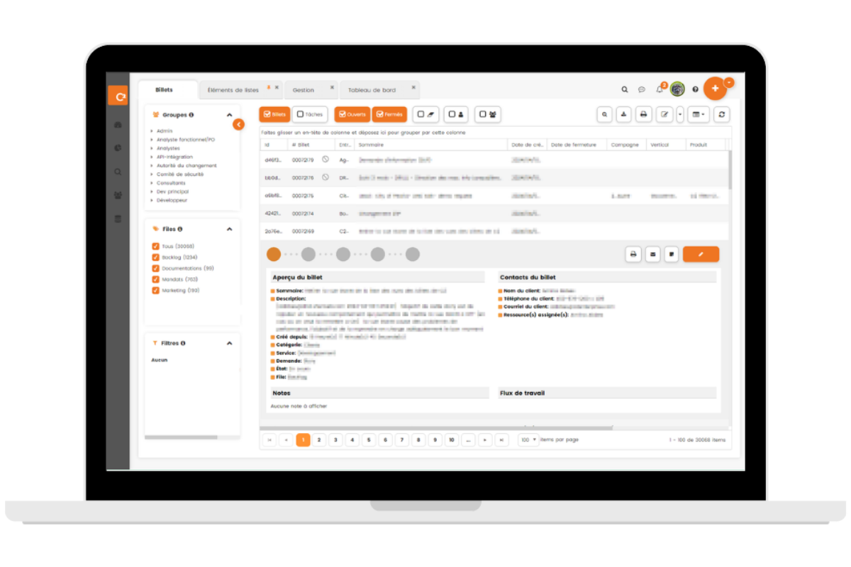 centre-de-service-billets-apercu Screenshot of C2 ITSM interface showing ticket categorization, prioritization, and request tracking